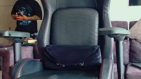 Snapshot of latin_couple77 chatting on 03-12-26, 06:14 Sara y Andy online show from 03-12-26, 06:14