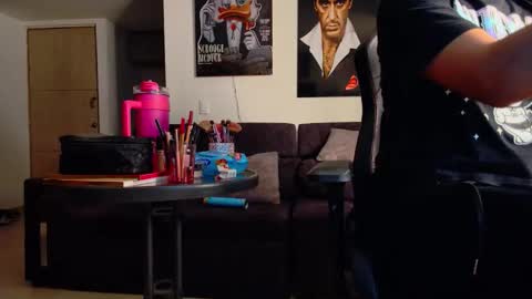 Snapshot of latin_couple77 chatting on 03-24-26, 11:43 Sara y Andy online show from 03-24-26, 11:43