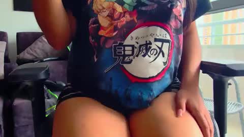 Snapshot of latin_couple77 chatting on 04-08-26, 06:19 Sara y Andy online show from 04-08-26, 06:19