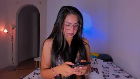 Gabby online show from 09-11-25, 09:04