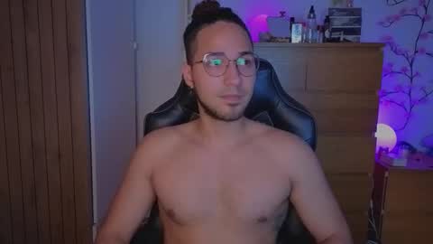 Snapshot of latin_luxury_i chatting on 02-11-26, 06:07 Free OF online show from 02-11-26, 06:07