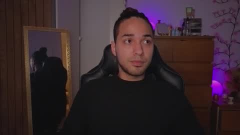 Snapshot of latin_luxury_i chatting on 02-20-26, 11:32 Free OF online show from 02-20-26, 11:32