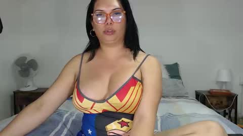 FLOR SALVAJE online show from 05-09-26, 04:28