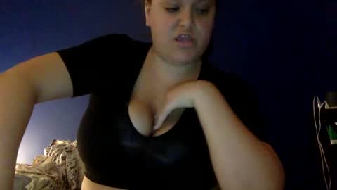latinagoddess_isa online show from 09-23-25, 11:52