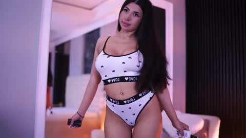 Latina online show from 05-06-26, 10:42