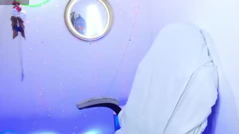 Snapshot of latinamav22 chatting on 06-30-26, 10:55 latinamav22 online show from 06-30-26, 10:55