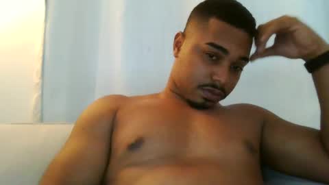 Snapshot of latinbbc_00 chatting on 02-20-25, 10:37 latinbbc_00 online show from 02-20-25, 10:37