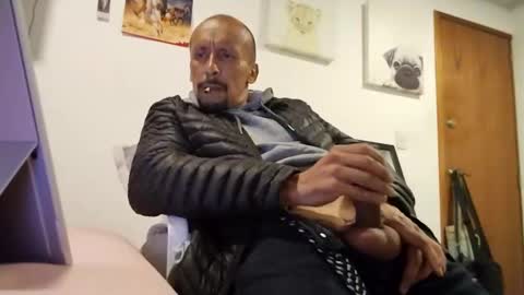 latinhardfuker1980 online show from 02-05-25, 12:10