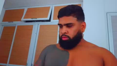 Snapshot of latinhot202423 chatting on 10-14-25, 09:48 blackBear online show from 10-14-25, 09:48