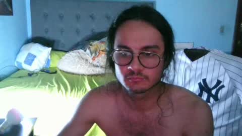 Snapshot of latinincognito chatting on 03-05-25, 10:21 latinincognito online show from 03-05-25, 10:21