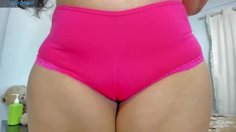 Vanessa online show from 03-10-26, 01:54