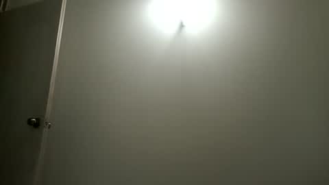 Snapshot of latinndexter chatting on 01-18-26, 12:47 DEXTER online show from 01-18-26, 12:47