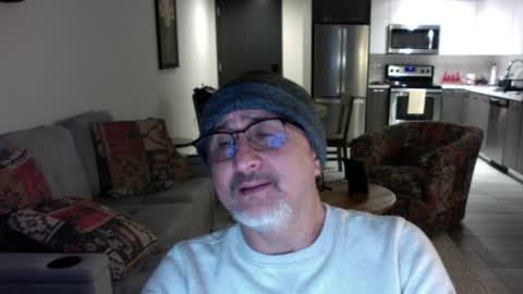 Snapshot of latinnous chatting on 12-15-24, 07:02 QS - INDEPENDENT MODEL online show from 12-15-24, 07:02