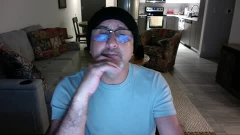 Snapshot of latinnous chatting on 01-18-25, 05:41 QS - INDEPENDENT MODEL online show from 01-18-25, 05:41