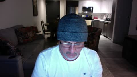 Snapshot of latinnous chatting on 01-21-25, 03:15 QS - INDEPENDENT MODEL online show from 01-21-25, 03:15