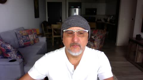 Snapshot of latinnous chatting on 01-26-25, 05:34 QS - INDEPENDENT MODEL online show from 01-26-25, 05:34