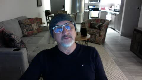 Snapshot of latinnous chatting on 01-28-25, 03:36 QS - INDEPENDENT MODEL online show from 01-28-25, 03:36
