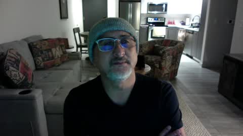 Snapshot of latinnous chatting on 02-04-25, 02:07 QS - INDEPENDENT MODEL online show from 02-04-25, 02:07
