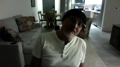 Snapshot of latinnous chatting on 02-16-25, 07:26 QS - INDEPENDENT MODEL online show from 02-16-25, 07:26