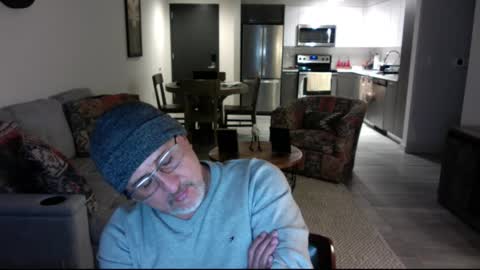 Snapshot of latinnous chatting on 02-18-25, 02:16 QS - INDEPENDENT MODEL online show from 02-18-25, 02:16