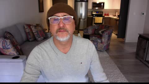 Snapshot of latinnous chatting on 02-28-25, 07:46 QS - INDEPENDENT MODEL online show from 02-28-25, 07:46