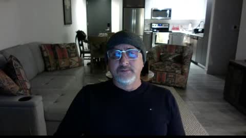 Snapshot of latinnous chatting on 03-04-25, 01:23 QS - INDEPENDENT MODEL online show from 03-04-25, 01:23