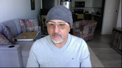 Snapshot of latinnous chatting on 03-08-25, 03:35 QS - INDEPENDENT MODEL online show from 03-08-25, 03:35