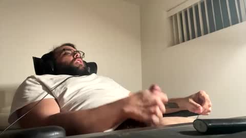 call me papi -- follow my twitter latinoc30 online show from 01-17-25, 04:49