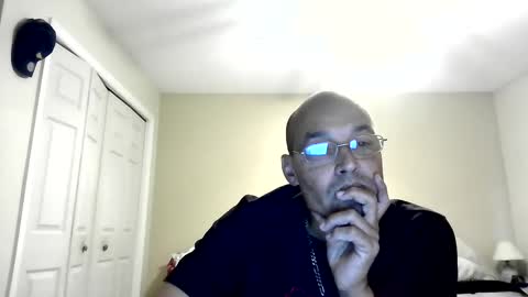 Snapshot of latinoinfla chatting on 09-28-25, 08:25 latinoinfla online show from 09-28-25, 08:25