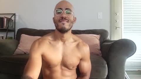 Snapshot of latinomixedbbc chatting on 09-22-25, 02:19 latinomixedbbc online show from 09-22-25, 02:19