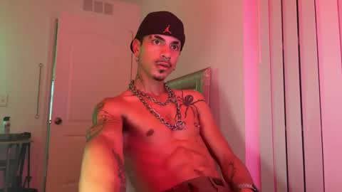 Snapshot of latinprincee chatting on 01-10-26, 10:06 latinprincee online show from 01-10-26, 10:06