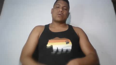 Snapshot of latinrayf chatting on 10-25-25, 06:32 latinrayf online show from 10-25-25, 06:32