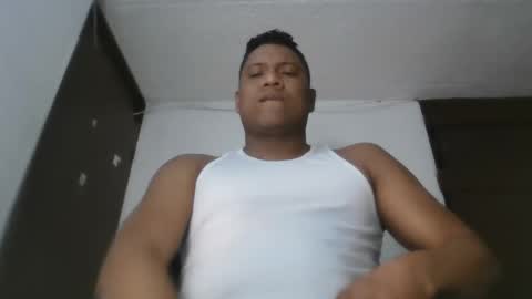 Snapshot of latinrayf chatting on 11-02-25, 04:59 latinrayf online show from 11-02-25, 04:59