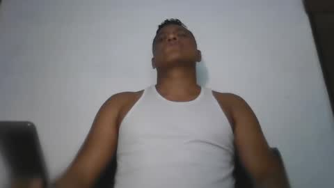 Snapshot of latinrayf chatting on 11-08-25, 03:56 latinrayf online show from 11-08-25, 03:56