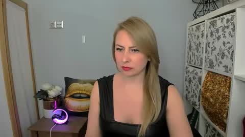 Latoya online show from 01-12-25, 05:56