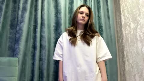 Snapshot of latrishawackerbarth chatting on 04-11-26, 05:28 Eva online show from 04-11-26, 05:28