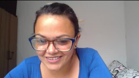 Laura online show from 02-06-26, 09:29