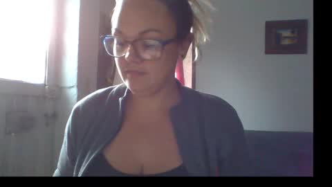 Laura online show from 03-19-26, 09:41
