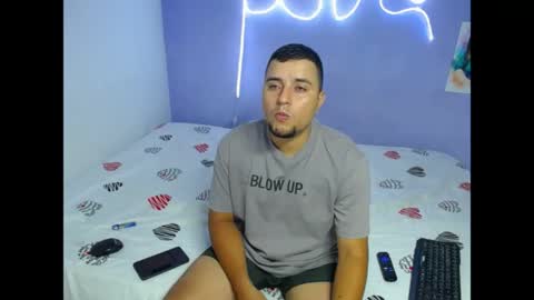 lau_zimmerman19 online show from 05-12-26, 04:09