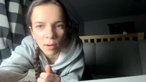 Snapshot of lauegauths3 chatting on 12-21-24, 01:36 lauegauths3 online show from 12-21-24, 01:36