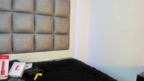 Snapshot of laura__js_ chatting on 09-30-25, 03:50 laura__js_ online show from 09-30-25, 03:50