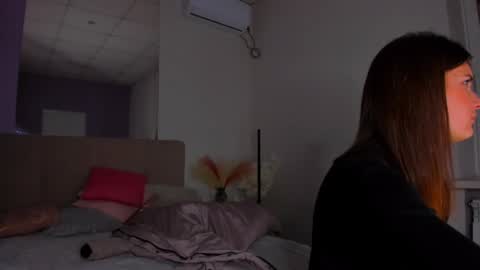 Laura online show from 12-02-24, 06:30