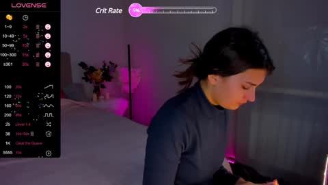 Laura online show from 12-17-24, 06:35
