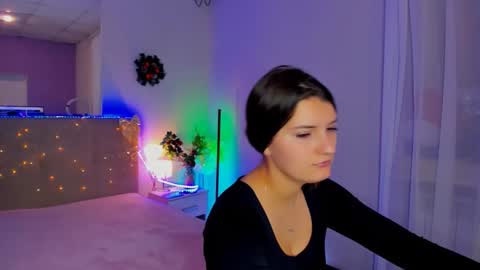 Laura online show from 01-05-26, 05:27