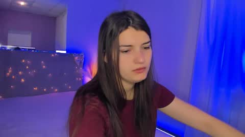 Laura online show from 05-09-26, 04:50