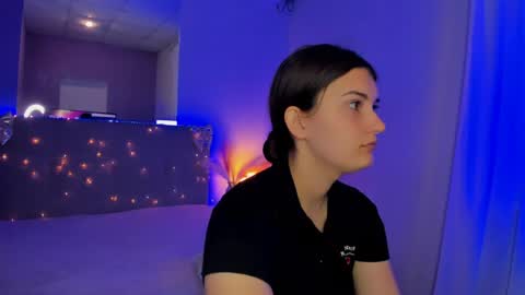 Laura online show from 05-10-26, 05:23