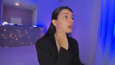 Laura online show from 05-15-26, 05:03
