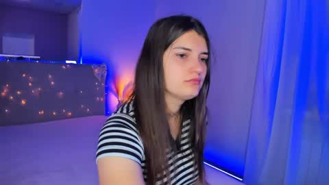 Laura online show from 05-16-26, 04:53