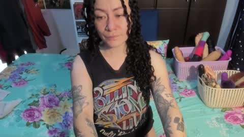  Wen  online show from 02-10-26, 02:21