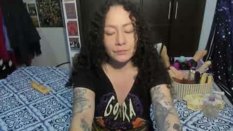  Wen  online show from 02-27-26, 07:47